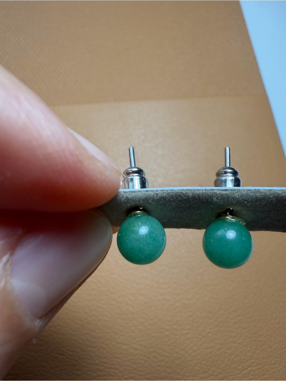 Minimalist Green Stone Ball Stud Earrings - Picture 6 of 9